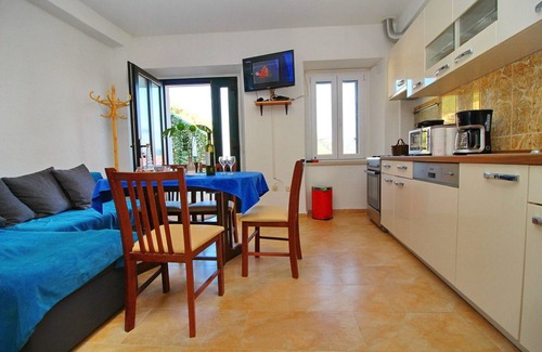Sobra Apartment | Apartment Mambo , Mljet - Duplex Apartment with Terrace and Sea View