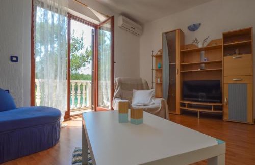 Obrovac Apartment | Apartment Mara-1 by Interhome