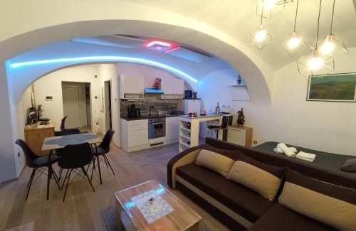Maribor Apartment | Apartment MaRI&BoR