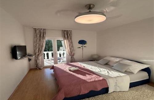 Tribanj Apartment | Apartment-Maribel-70-m-from-beach