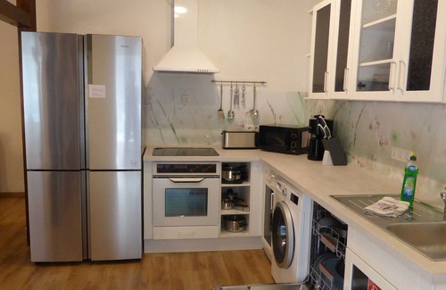 Jena Apartment | Apartment Martin Luther, 3 bedrooms, free WiFi, center - Apartment Martin Luther
