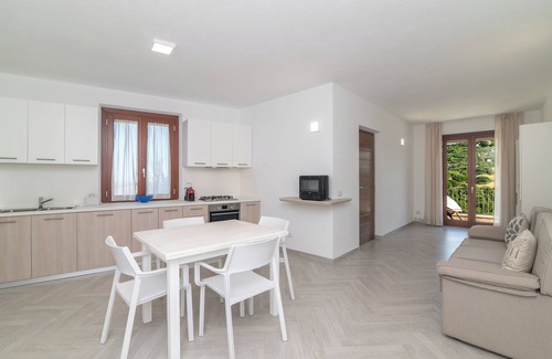 San Franciscu d'Aglientu Apartment | Apartment 'Medici' with Private Terrace, Wi-Fi and Air Conditioning