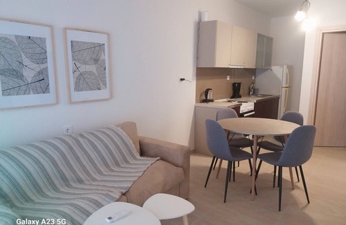 Menidion Apartment | Apartment 'Menidi Sea View' with Sea View, Wi-Fi and Air Conditioning