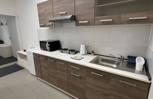 Beckingen Apartment | Apartment 'Menzel' with Mountain View and Wi-Fi