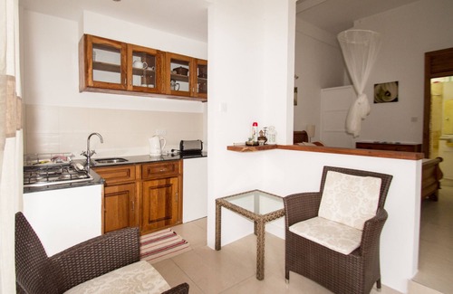 Mare Anglaise Apartment | Apartment Merle for 2 people on Beau Vallon
