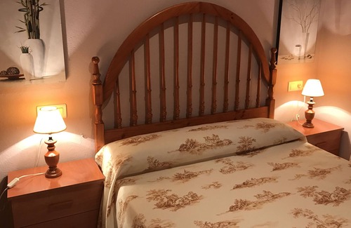 Bolonia House | Apartment meters from the beach of Bologna-6 PEOPLE