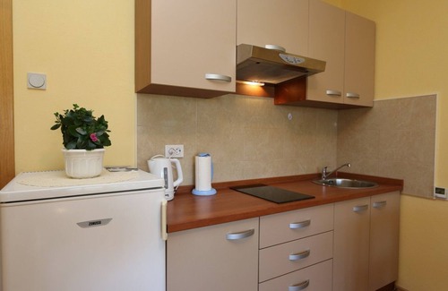 Klimno Apartment | Apartment Mihajic M (10005-A1) - Klimno - island Krk