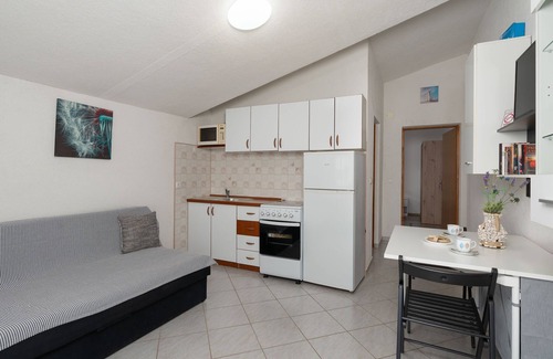 Krusevo Apartment | Apartment Mia by Interhome