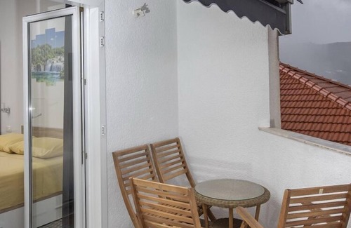 Stobrec Apartment | Apartment Mia - Two Bedroom Apartment with Balcony