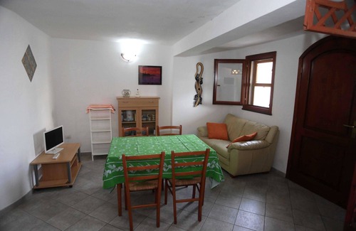 Calasetta Apartment | Apartment "Mini - Porto Calasetta" with Sea View