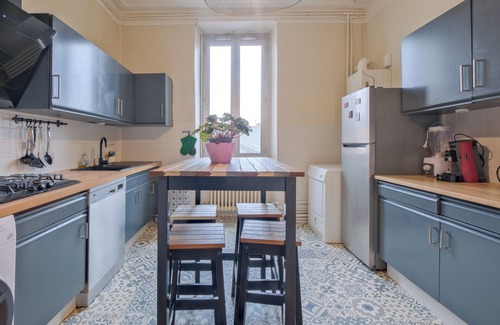Perigueux Apartment | Apartment 'Miraflores, Appartement En Ville' with Wi-Fi