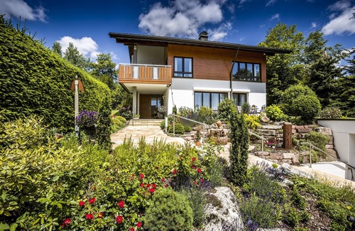 Hoechenschwand Apartment | Apartment 'Mit 78qm' with Private Terrace and Wi-Fi