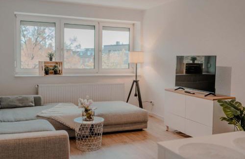 Vogelsang Apartment | Apartment mit Küche, Arbeitsplatz und XXL Sofa