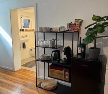 Rhein-Erft-Kreis District House | Apartment mit Service-Köln-Messe & Phantasialand