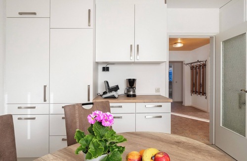 Schluchsee Apartment | Apartment 'Mit Terasse 110qm' with Mountain View, Private Terrace and Wi-Fi