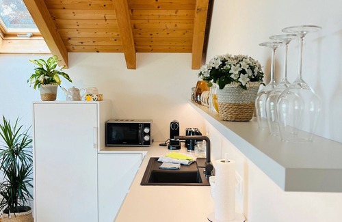 Ebersberg District Apartment | Apartment 'Monte Fiori' with Balcony and Wi-Fi