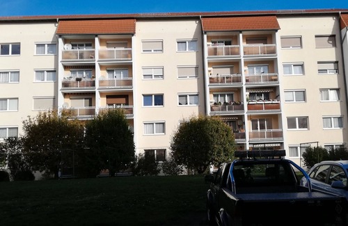 Mucheln Apartment | Apartment 'Mücheln 1' with Balcony and Wi-Fi
