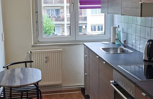 Mucheln Apartment | Apartment 'Mücheln 2' with Balcony and Wi-Fi