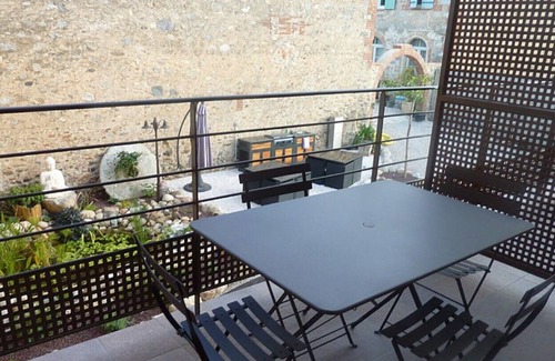 Prades House | Apartment N ° 2 WITH TERRACE AND PRIVATE PARKING - AIR CONDITIONING reversible