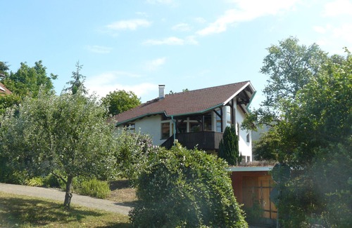 Allensbach Apartment | Apartment 'Naturhaus, 50qm' with Lake View, Shared Terrace and Wi-Fi