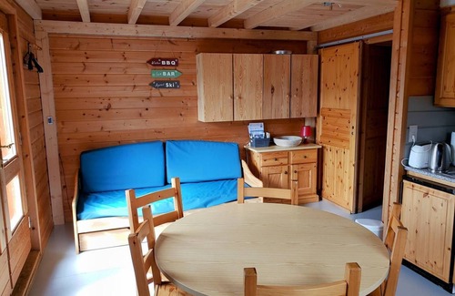 Saint-Jean-d'Arves Apartment | Apartment near ski slopes and ski school