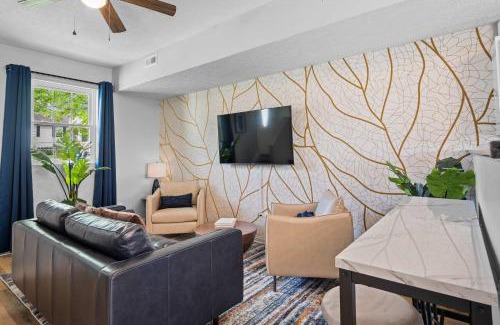 Williamstown Apartment | Apartment near Ark for 6 Guests - with Free Parking