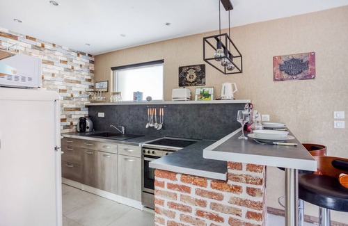 Eperlecques Apartment | Apartment near Blockhouse of Eperlecques