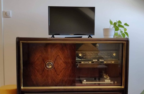 Saint Joseph/Mittelharth Apartment | Apartment near city center with free private parking