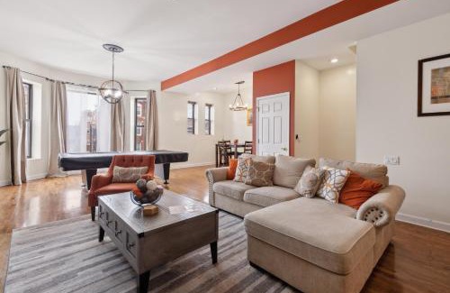 Grand Boulevard Apartment | Apartment Near Downtown & UChicago condo