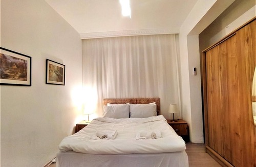 Kaleici Apartment | Apartment near Hadrian’s Gate in Muratpasa