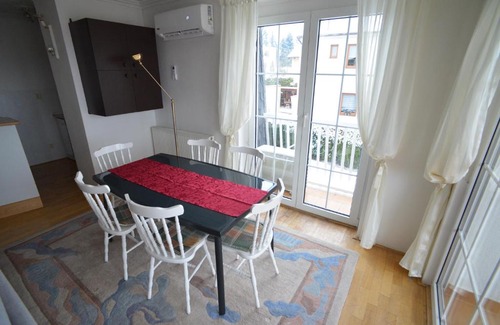 Plzen 3 Apartment | Apartment near Lake in Pilsen