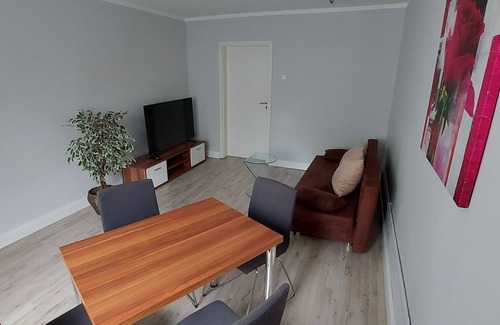 Region Hannover District Apartment | Apartment near Lesch