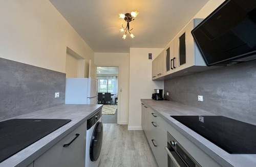 Pontlieue - Rocade Apartment | Apartment near Le Mans Circuit