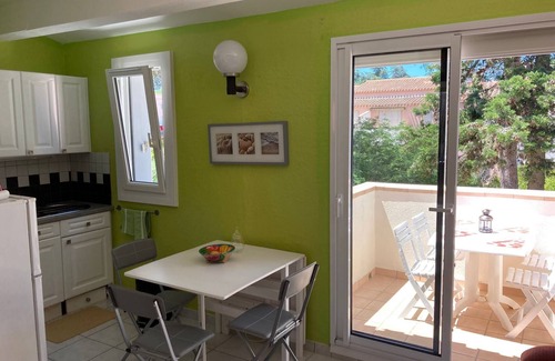 Cap d'Agde Apartment | Apartment near naturist village-parking-terrace not overlooked