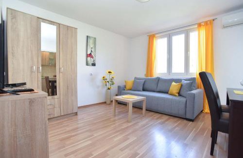 Gospostina Apartment | Apartment near Old Town