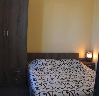 Old Boulevard Apartment | Apartment Near Park 36