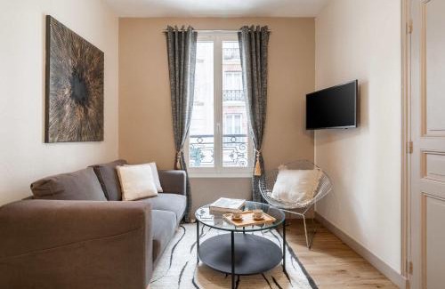 Plaisance Apartment | Apartment near Porte de Versailles