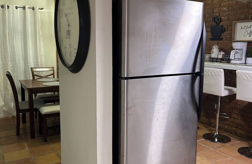 Edinburg Apartment | Apartment Near UTRGV – Walk to Campus! 5 Minute Drive!