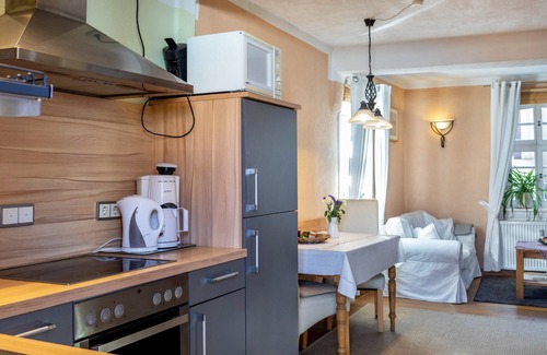 Lauterbach Apartment | Apartment 'Neele' with Shared Garden, Balcony and Wi-Fi
