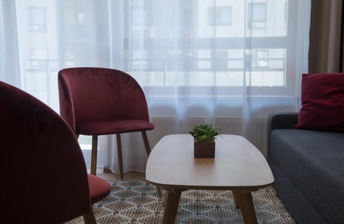 Business District Apartment | Apartment next to Panorama Mall 3