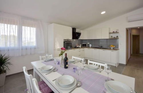 Krusevo Apartment | Apartment Nina by Interhome
