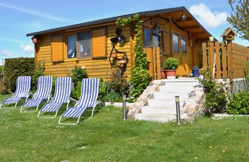 Gross Zicker Apartment | Apartment No. 05 (ground floor) -. Pension Ritter - in a quiet location of Groß Zicker