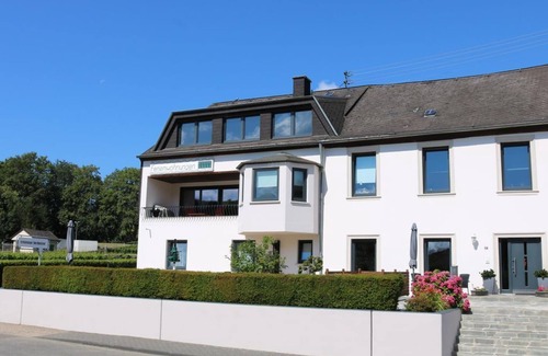 Niederemmel Apartment | Apartment no. 1 - Apartments Haus Moselstrand