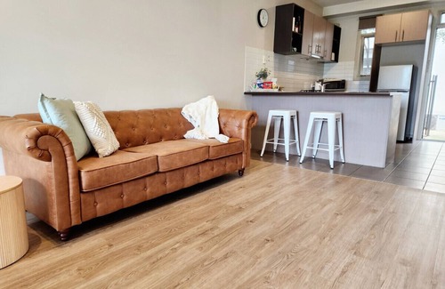 Shepparton South Apartment | Apartment No 2 · Central Shepparton Apartment great view of lake