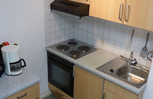 Simonswald Apartment | Apartment 'Nr 1 - Ferienwohnung' with Shared Terrace, Shared Garden and Wi-Fi