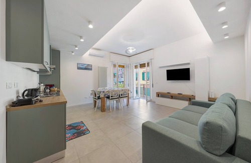 Borgo Antico Apartment | Apartment 'Nuovissimo Ca Du Drea' with Balcony, Wi-Fi and Air Conditioning