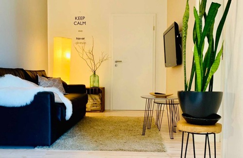 Oberwinter Apartment | Apartment Oberwinter, near Bonn - 2 rooms plus kitchen plus bathroom