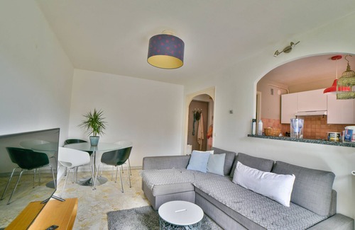 La Californie Apartment | Apartment Of 47 M²