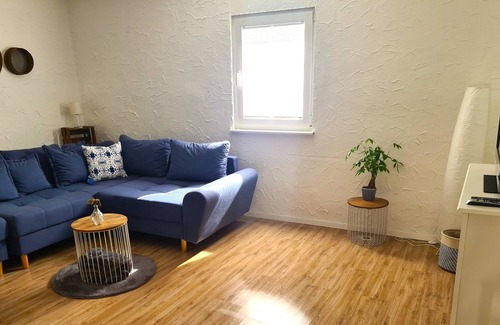 Klingenmuenster Condo | Apartment of a wine farm with balcony