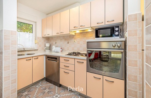 Vinkuran Apartment | Apartment OLIVE with private garden 250m2